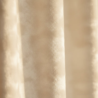 cream-white-swatch